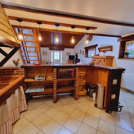 Chaleureux En Plein Coeur De La Nature Avec Terrasse, Animaux Acceptes, Proche Val Joly - Fr-1-510-183 別荘 *